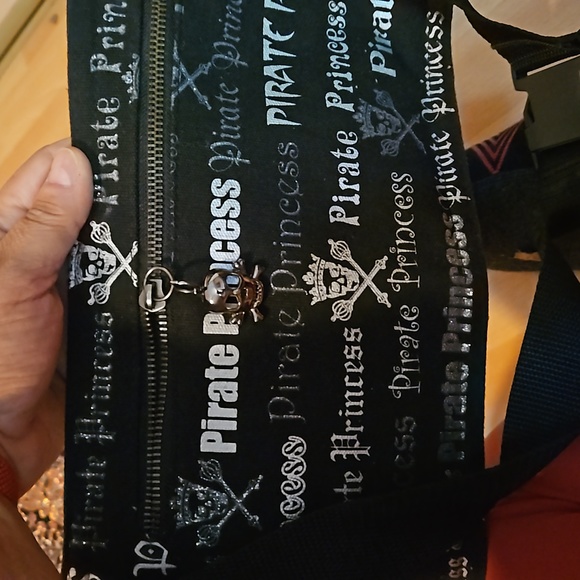 ❄️3 for $20❄️  pirate Princess fanny pack - Picture 5 of 9